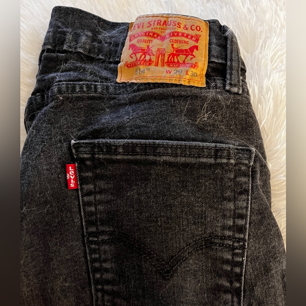 LEVI’s black straight leg jeans
